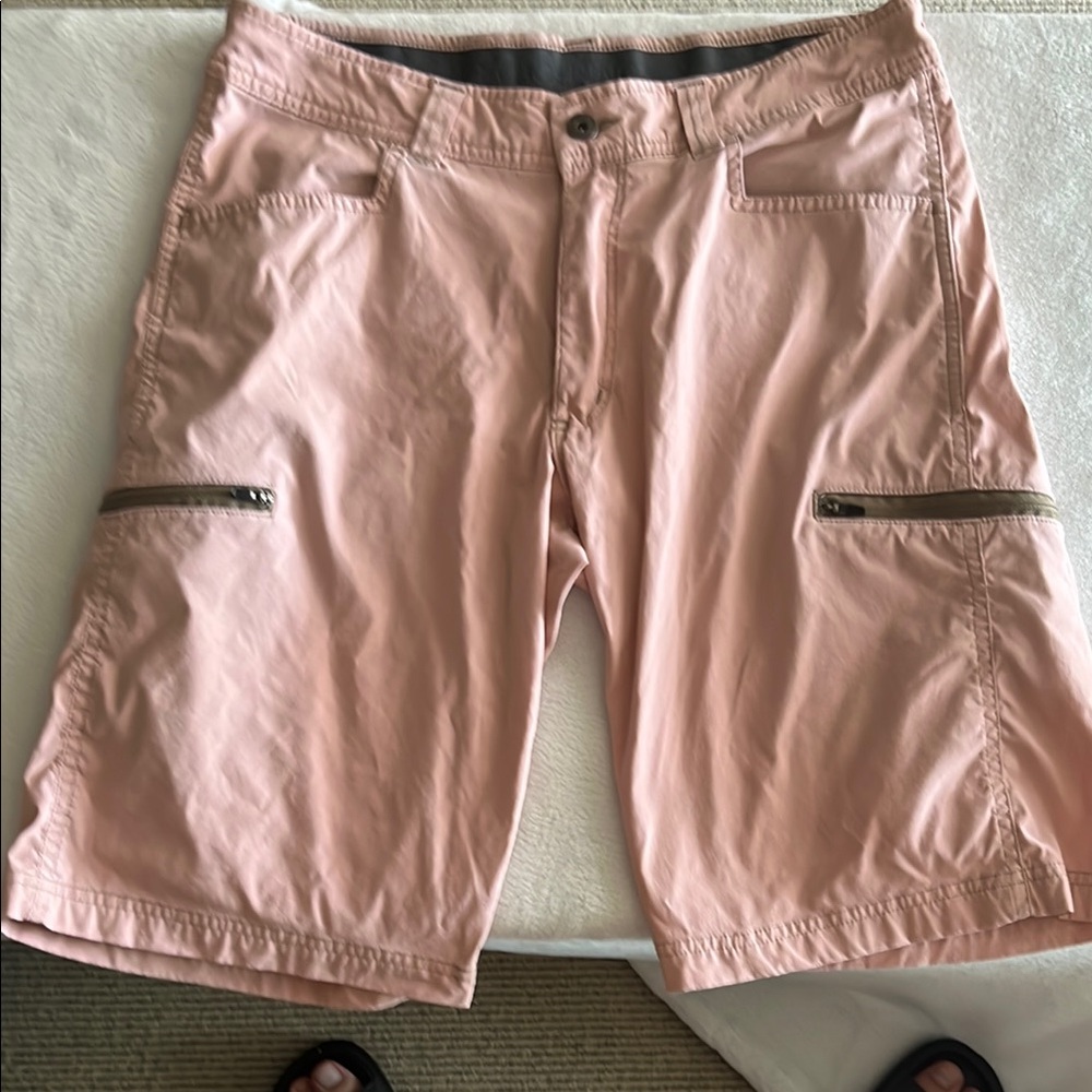 Men's Pink Cargo Shorts